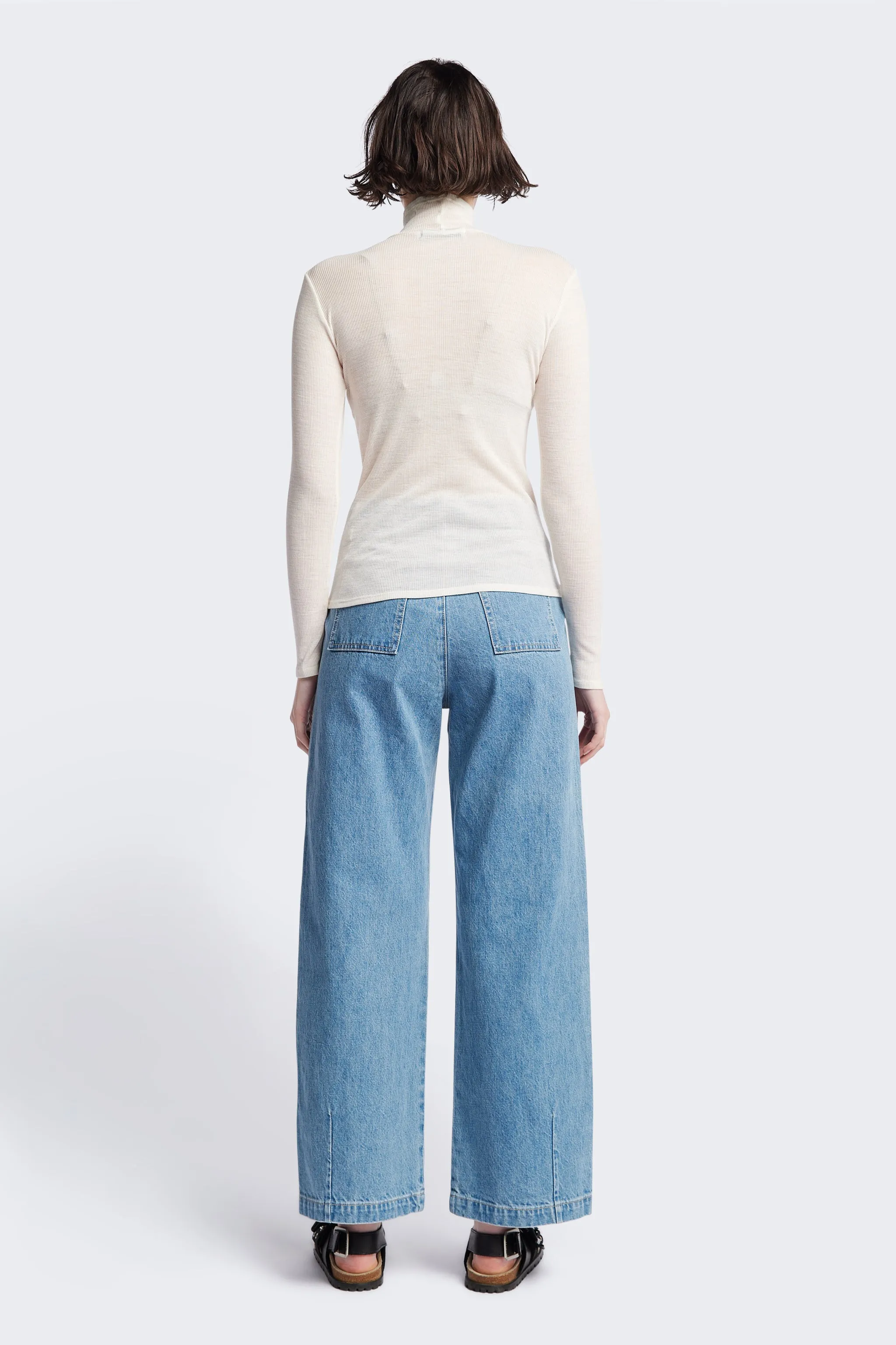 Layer Turtleneck Ecru