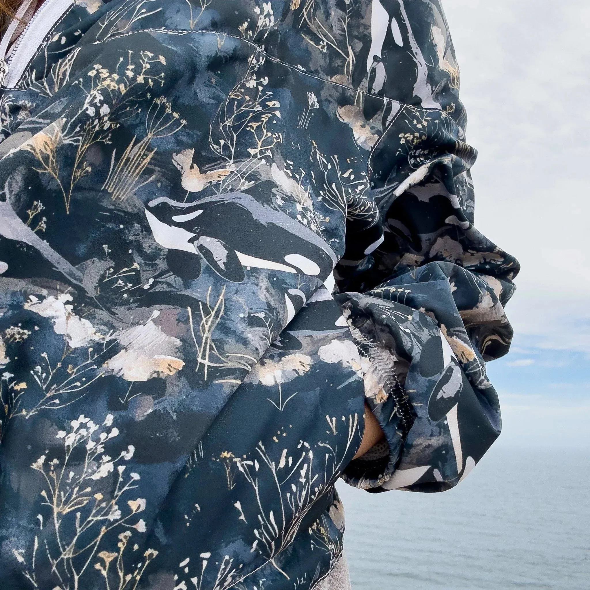 Midnight Orca Womens cropped Windbreaker