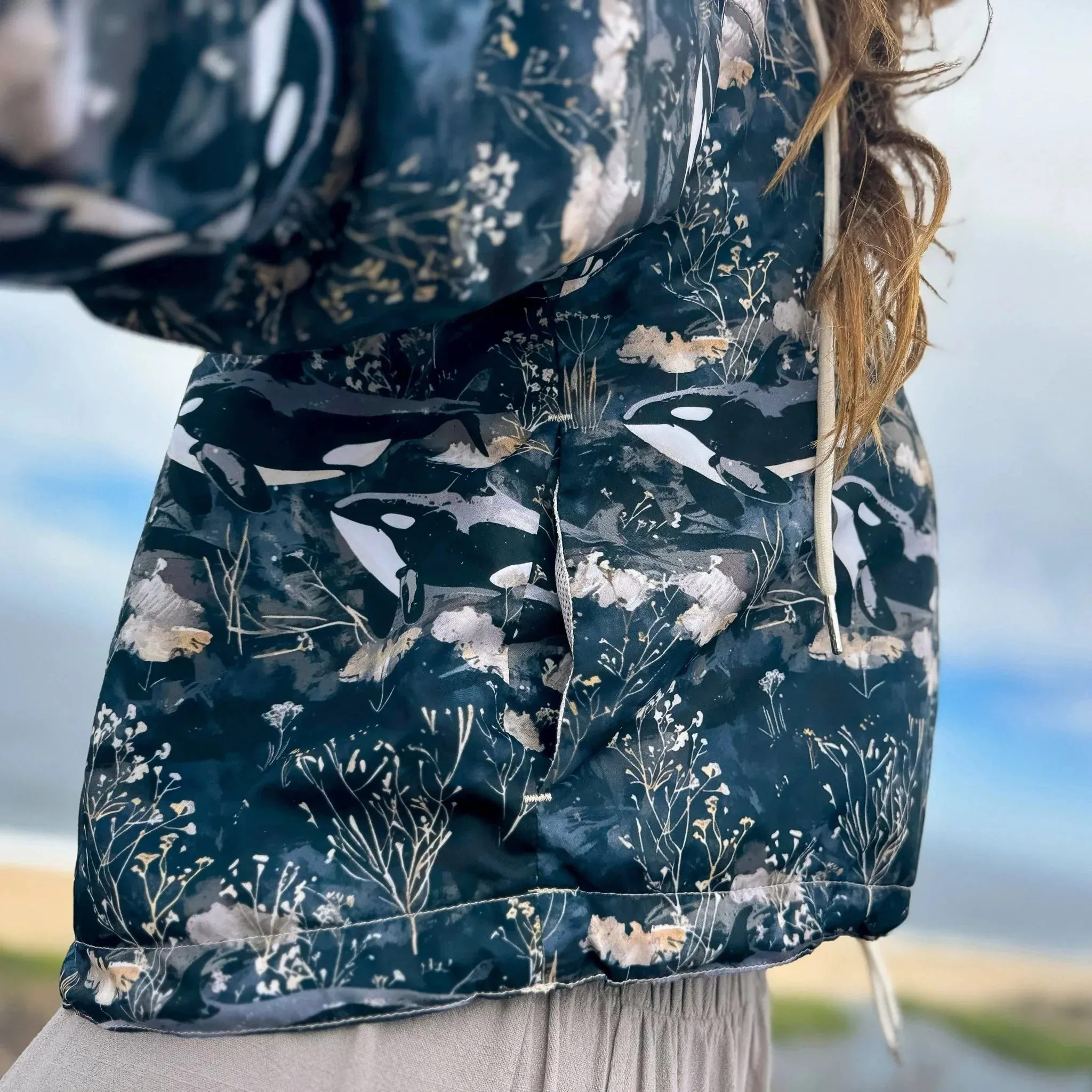 Midnight Orca Womens cropped Windbreaker