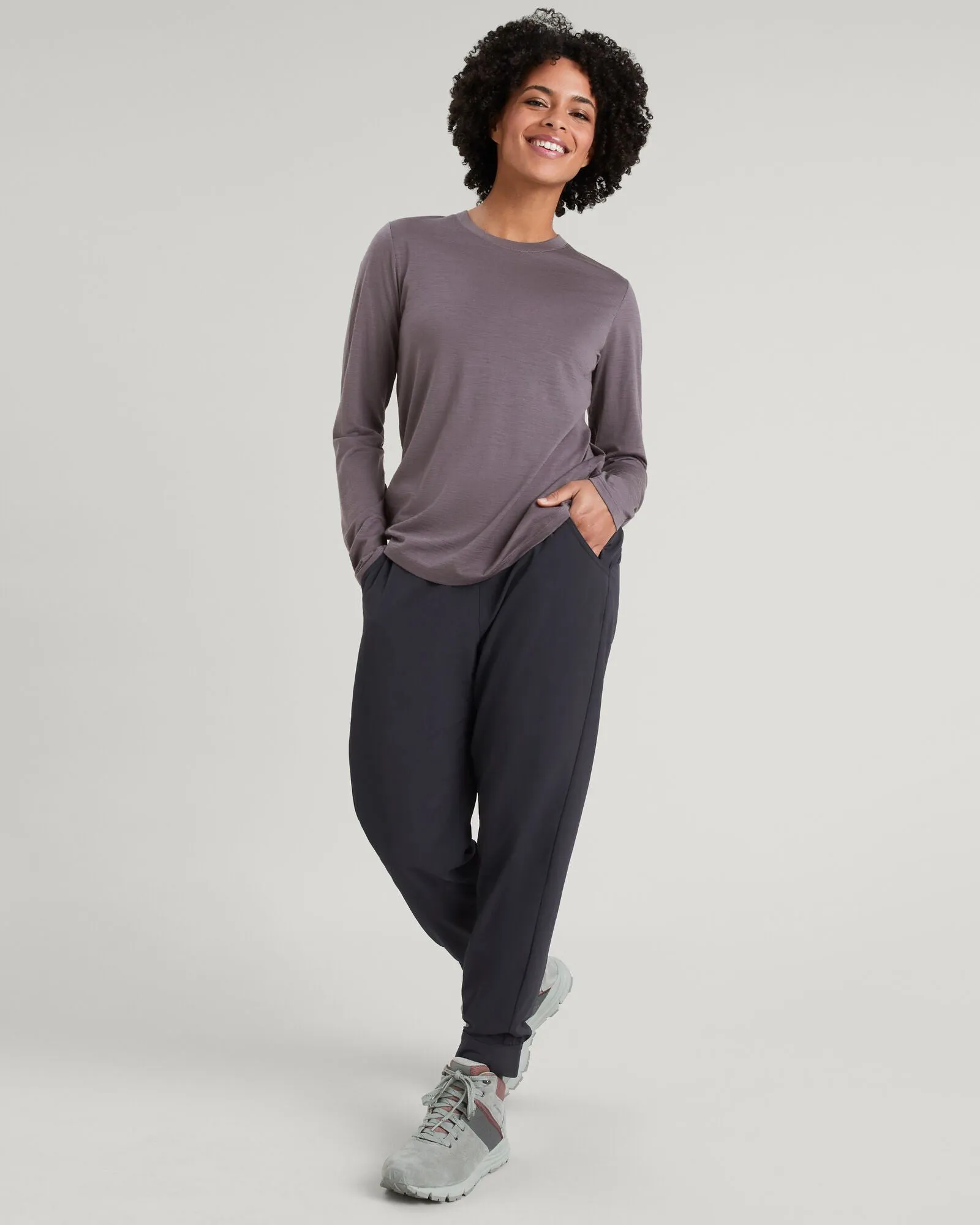 Women's 100% Merino Long Sleeve Crew Top - Light Quartz